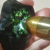 格應角 滑皮飄花高光感 格應角 滑皮飄花高光感